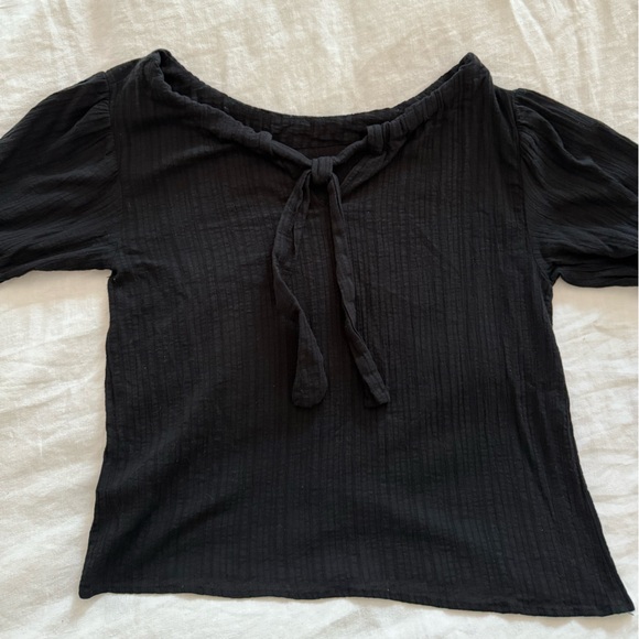 Neuflora Black 100% Cotton Top with Bow on Back and Puff Sleeves Loose Fit - Picture 10 of 16